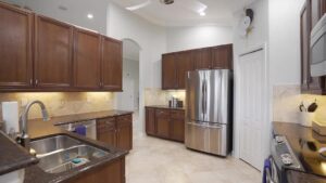 modern kitchen cabinets Toronto